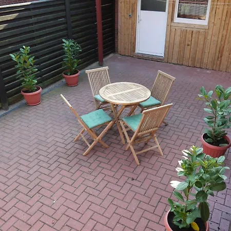 Stoldt Apartment *